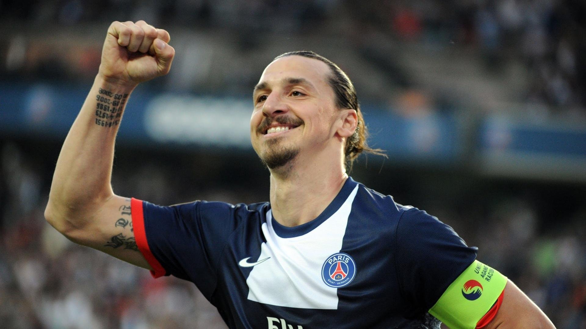 尤尔曼德：勒沃库森在压力下展现出坚韧的精神面貌，勒沃库森著名球星